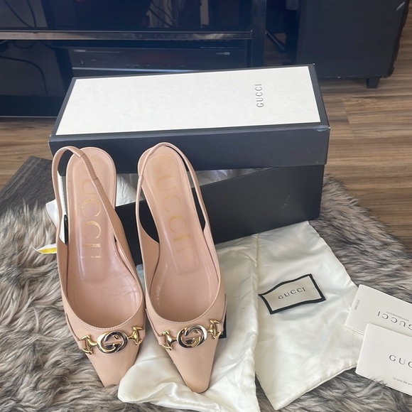 Authentic Gucci shoes - Picture 2 of 5